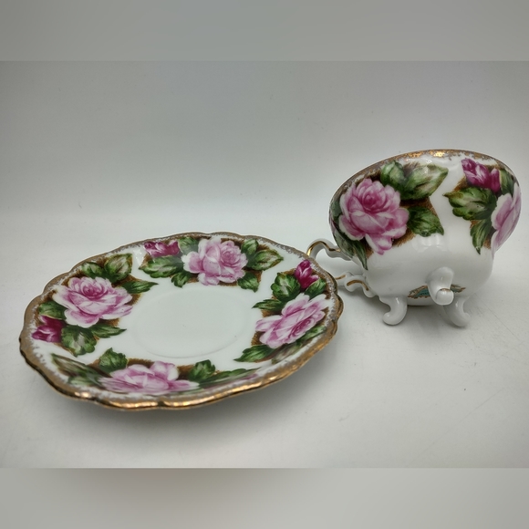 Yada China Teacup and Saucer set, footed cup with pink roses - Picture 5 of 11